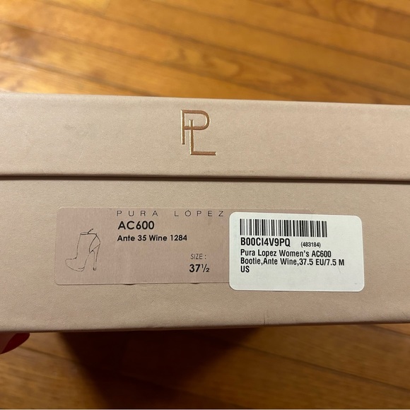 Stylish European booties - Picture 10 of 10